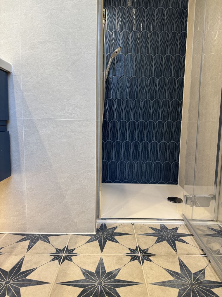 Ensuite Elevated Elegance, Lancaster